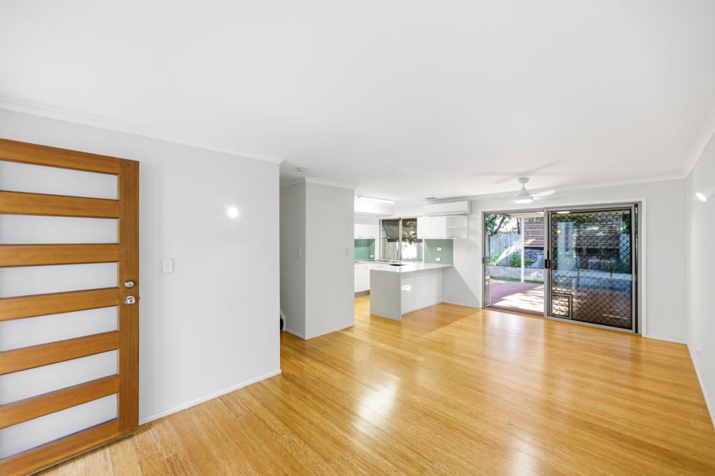8/40 Sunbird St, Burleigh Waters, QLD 4220