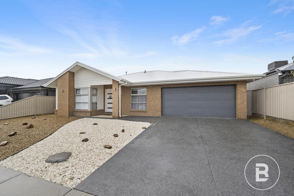 4 Dumenils Way, Delacombe, VIC 3356