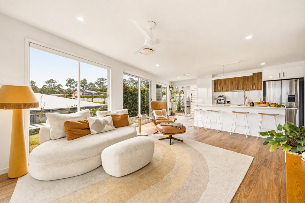 41b Furness Rd, Southside, QLD 4570