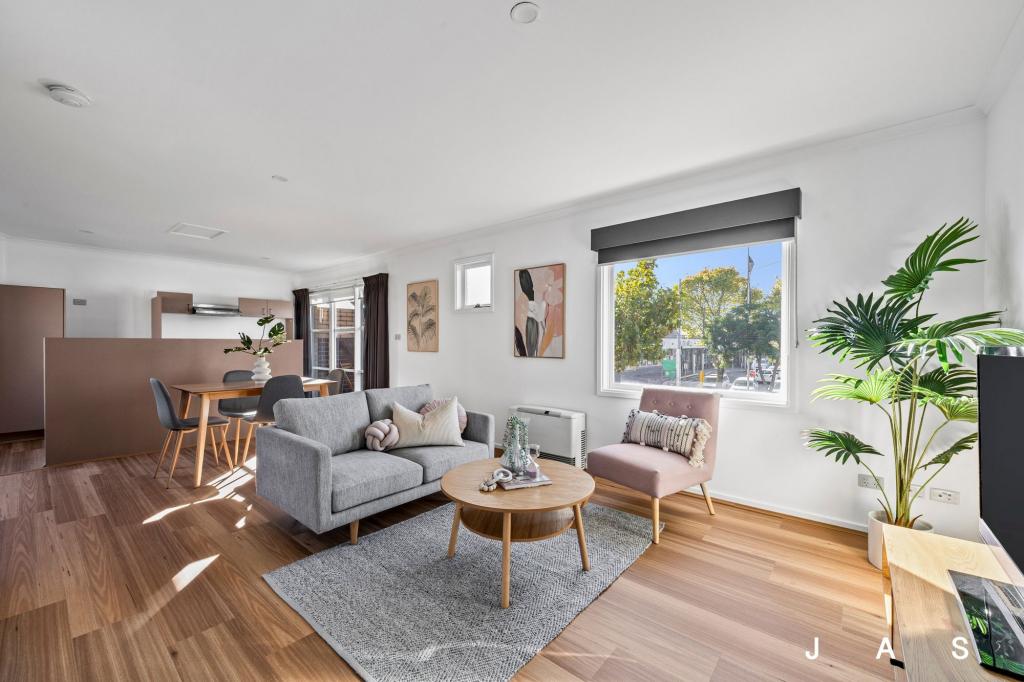 379 Racecourse Rd, Kensington, VIC 3031