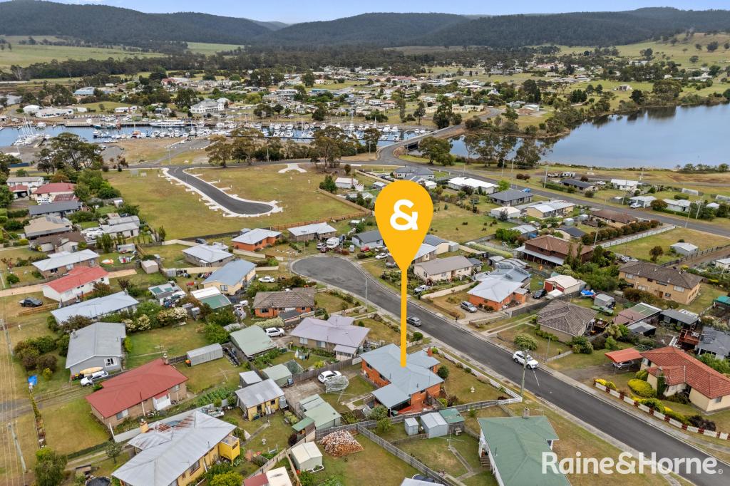 12 Claridge Ct, Triabunna, TAS 7190