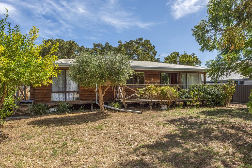 5 Dewar St, Falcon, WA 6210