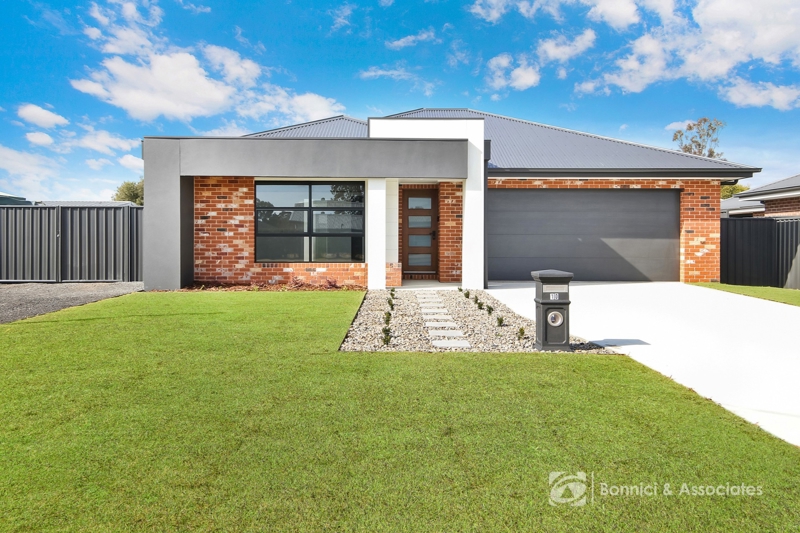 10 STIRBECK ST, HOLBROOK, NSW 2644