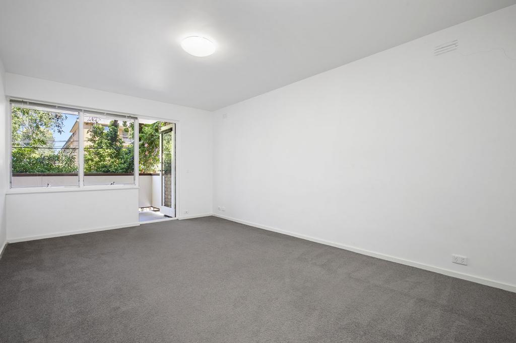 1/3 Hughenden Rd, St Kilda East, VIC 3183