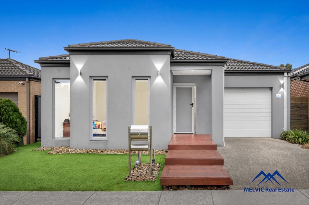 5 Palomino Ave, Clyde North, VIC 3978