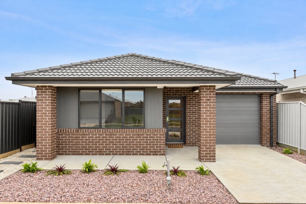 12 Jules St, St Leonards, VIC 3223