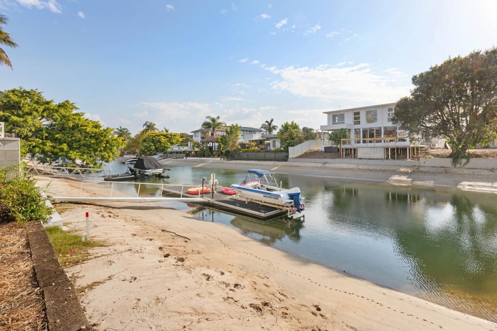 5 Pearl Key, Broadbeach Waters, QLD 4218