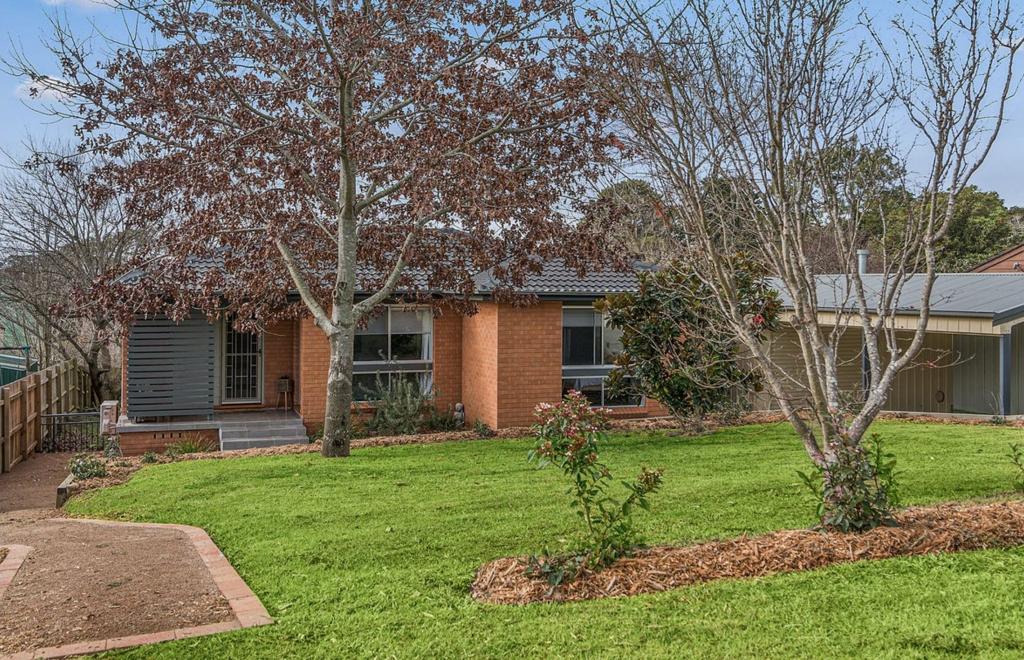 13 CHALKER CRES, MITTAGONG, NSW 2575