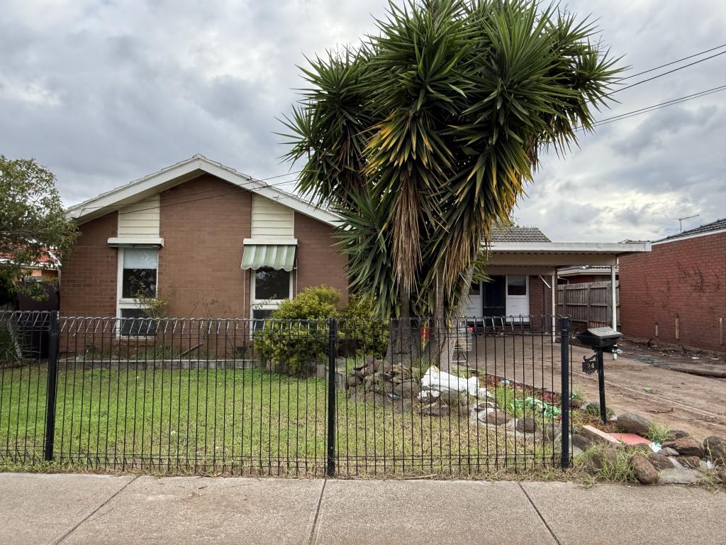 24 HAFEY CRES, HOPPERS CROSSING, VIC 3029