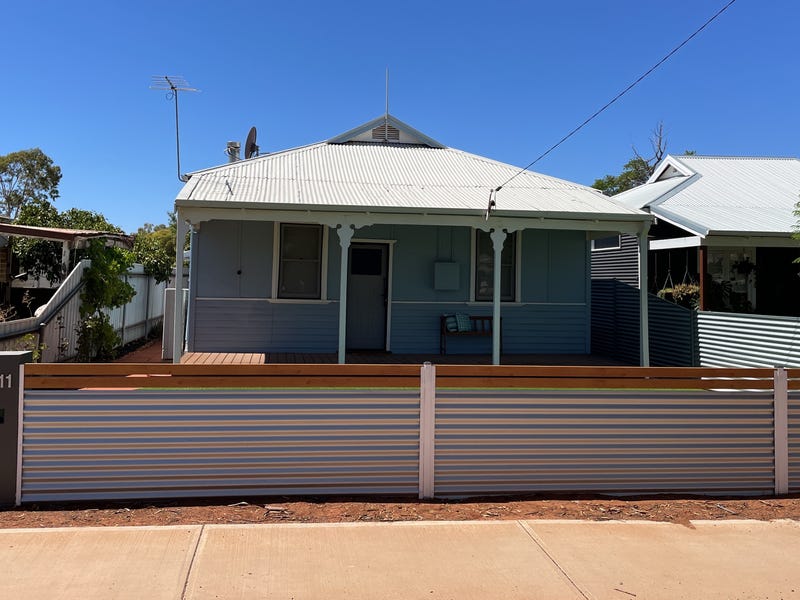 11 ADDIS ST, LAMINGTON, WA 6430