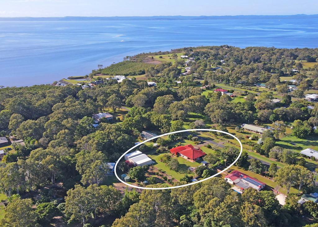 105 Seaview Dr, Booral, QLD 4655