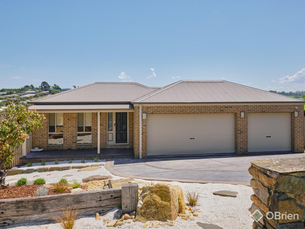 35 Walker Dr, Drouin, VIC 3818