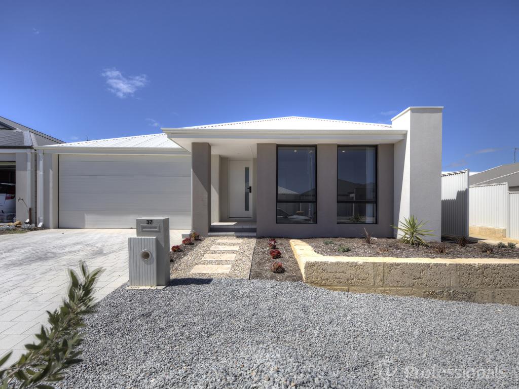 37 Geordie Loop, Eglinton, WA 6034