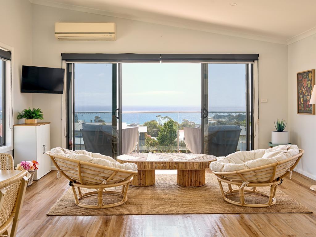 2/11 Apsley Ct, Bicheno, TAS 7215