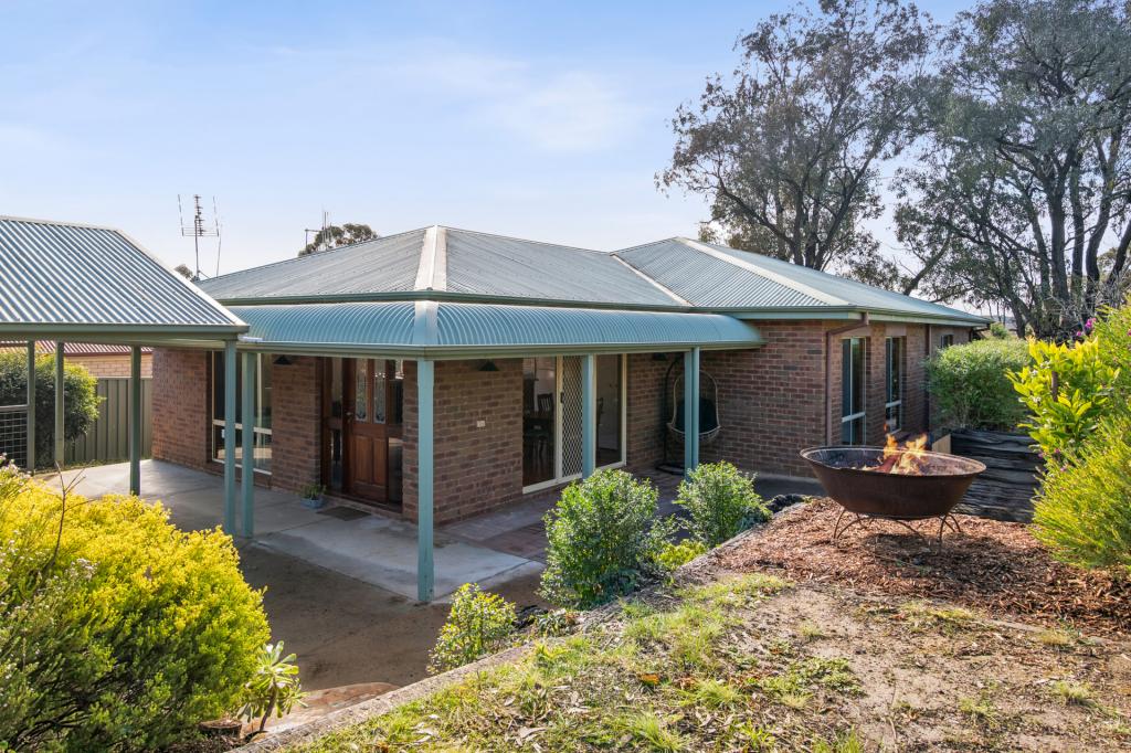 7 Shelley St, Spring Gully, VIC 3550