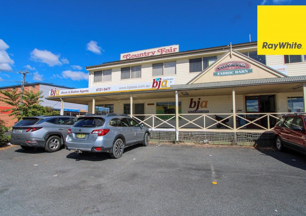 Suite 4/18 Sweaney St, Inverell, NSW 2360