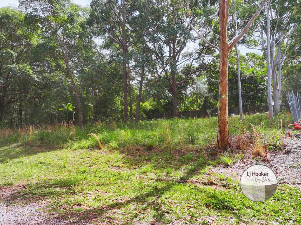 57 TAHLIN DR, RUSSELL ISLAND, QLD 4184