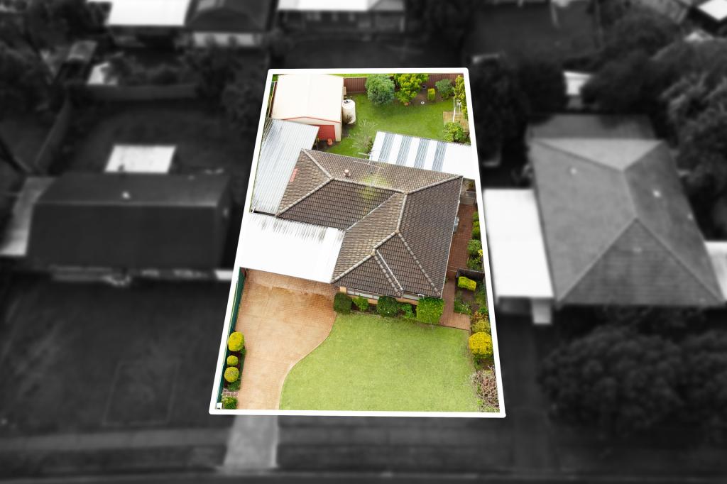 11 OAG CRES, KINGSWOOD, NSW 2747