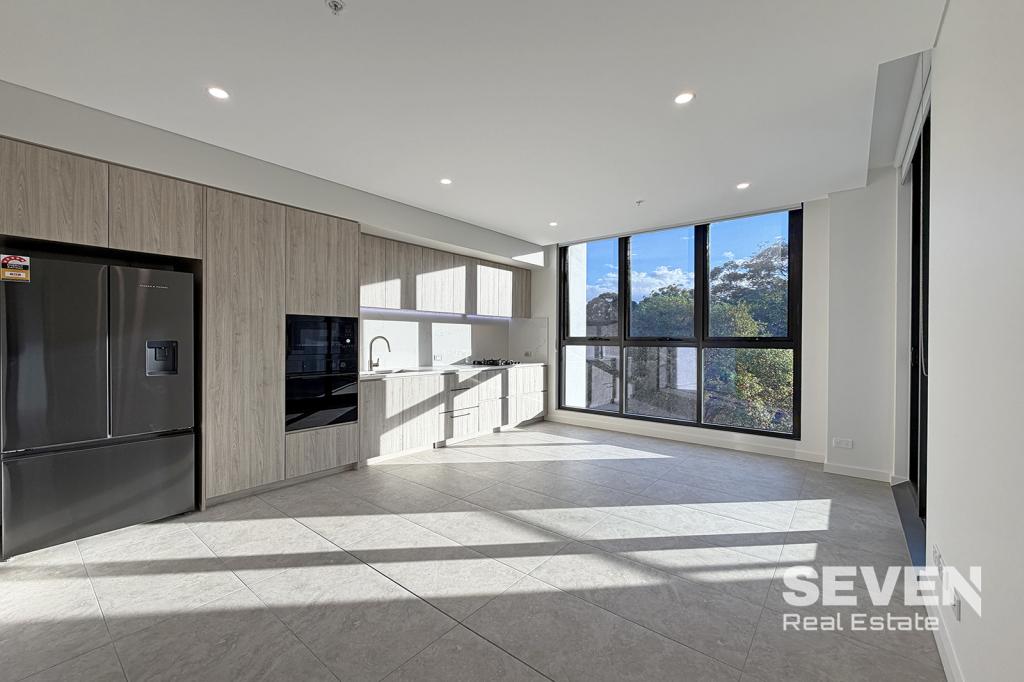 301/21 ASHFORD AVE, CASTLE HILL, NSW 2154