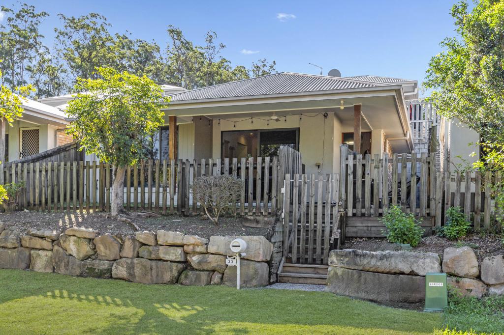 33 Damian Leeding Way, Upper Coomera, QLD 4209