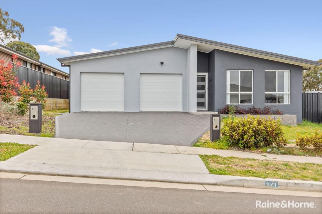 8a Aston Martin Dr, Goulburn, NSW 2580