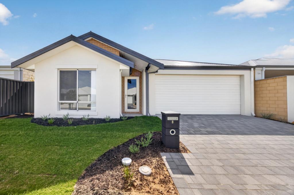 8 Pinarello St, Madora Bay, WA 6210