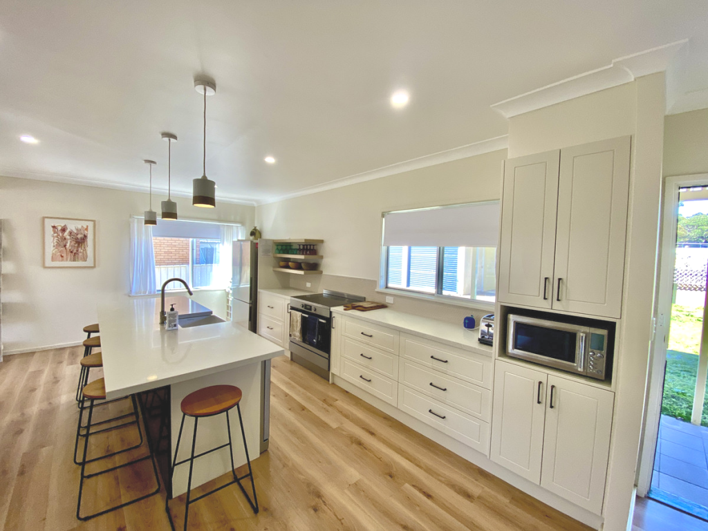 44 Manning St, Manning Point, NSW 2430