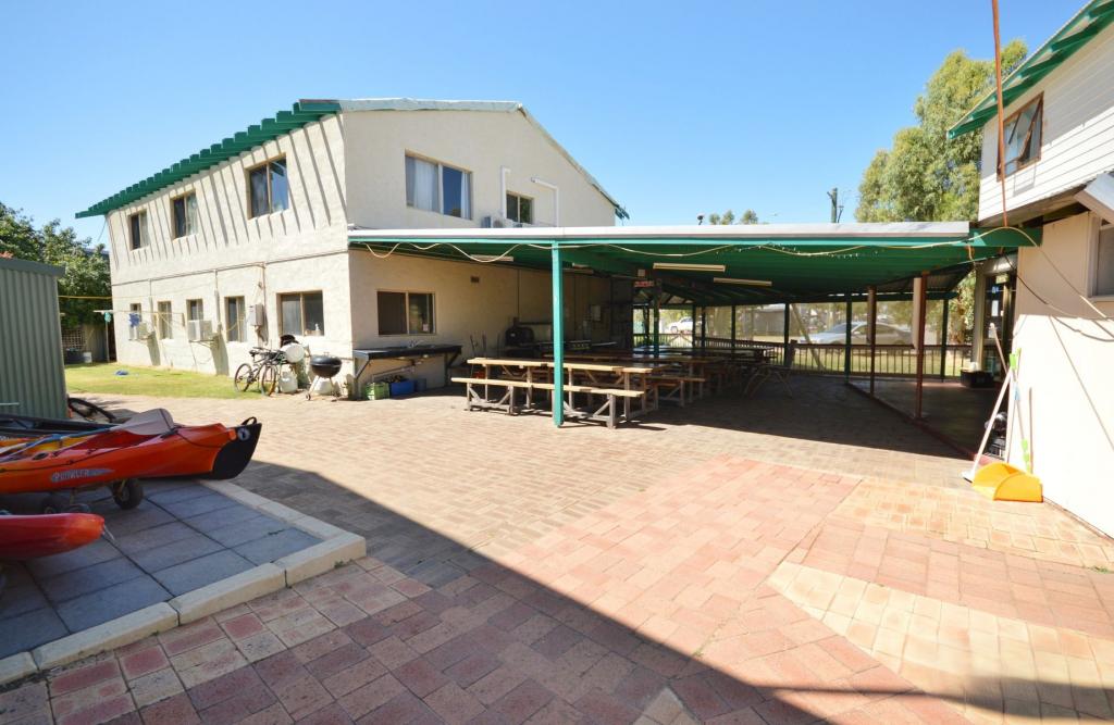 49 MORTIMER ST, KALBARRI, WA 6536
