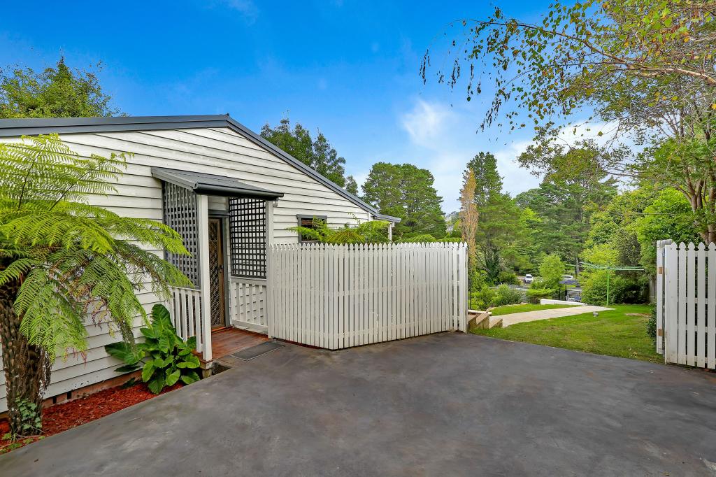 46 LETITIA ST, KATOOMBA, NSW 2780