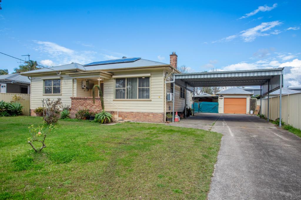14 Beeton Pde, Taree, NSW 2430