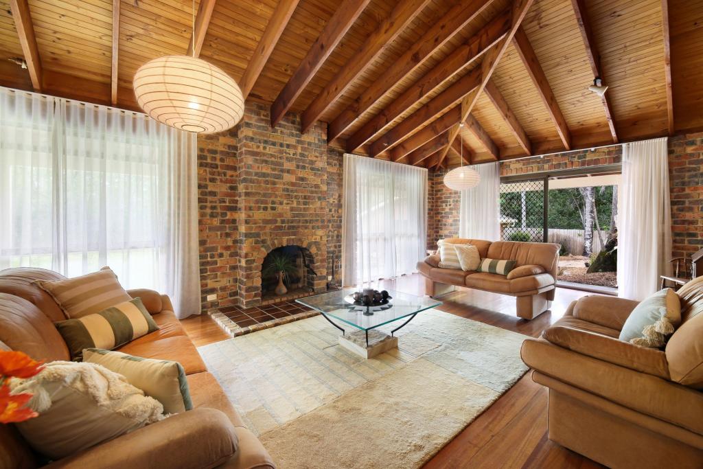 19 Shetland Pl, Mudgeeraba, QLD 4213