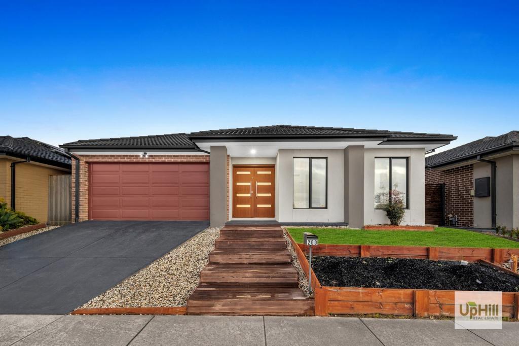 200 St Germain Bvd, Clyde North, VIC 3978