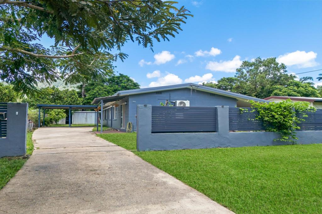20 CONLAN CL, MANOORA, QLD 4870