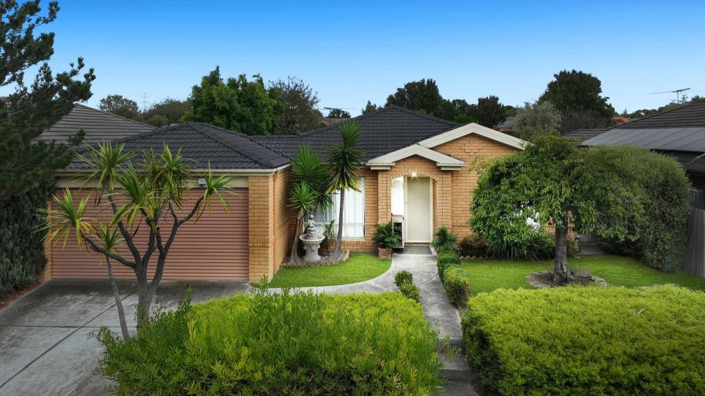 43 Central Pkwy, Cranbourne West, VIC 3977