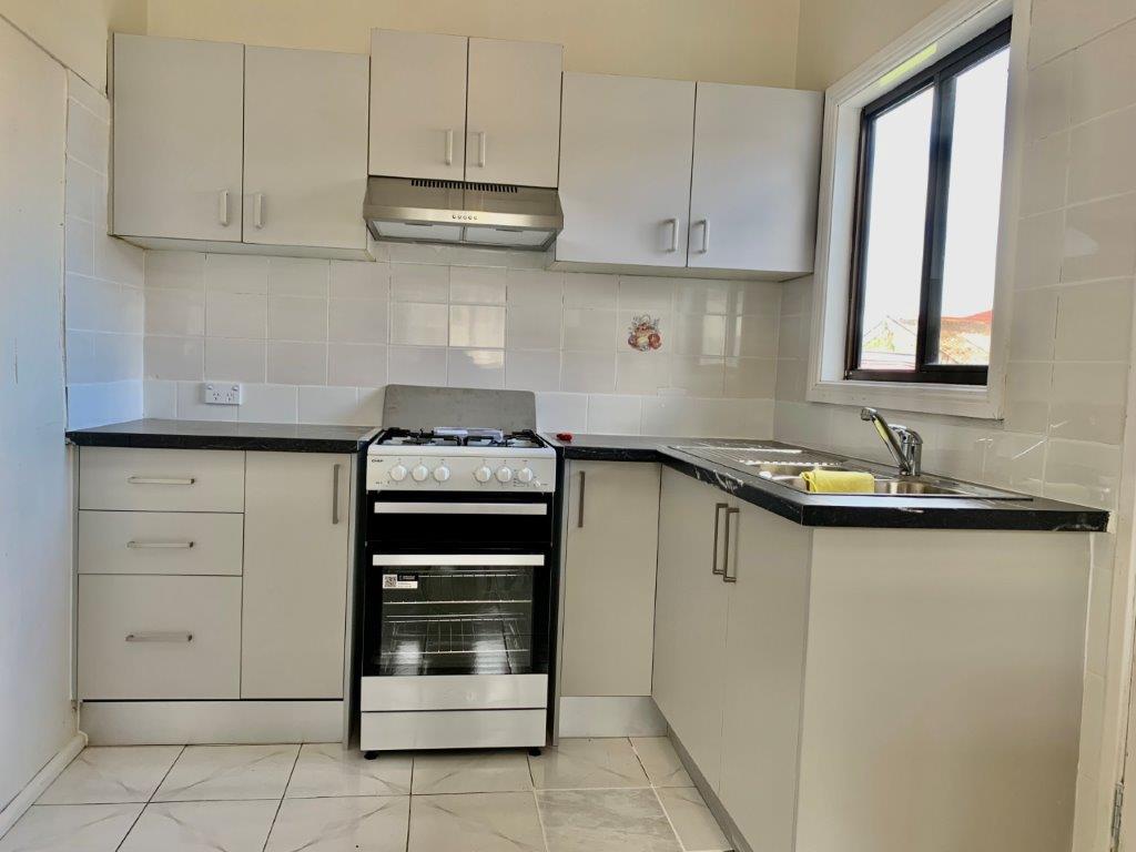 14 Yvonne St, Cabramatta West, NSW 2166