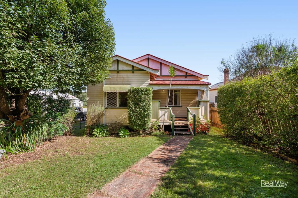 1 Cook St, North Toowoomba, QLD 4350