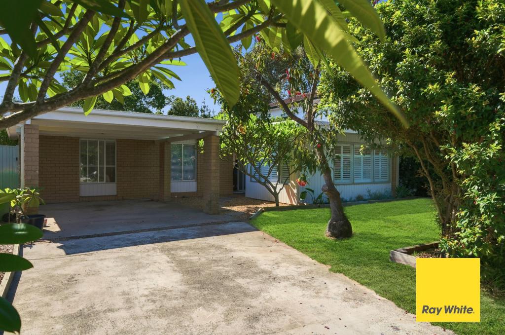 80 Carpenter St, Umina Beach, NSW 2257