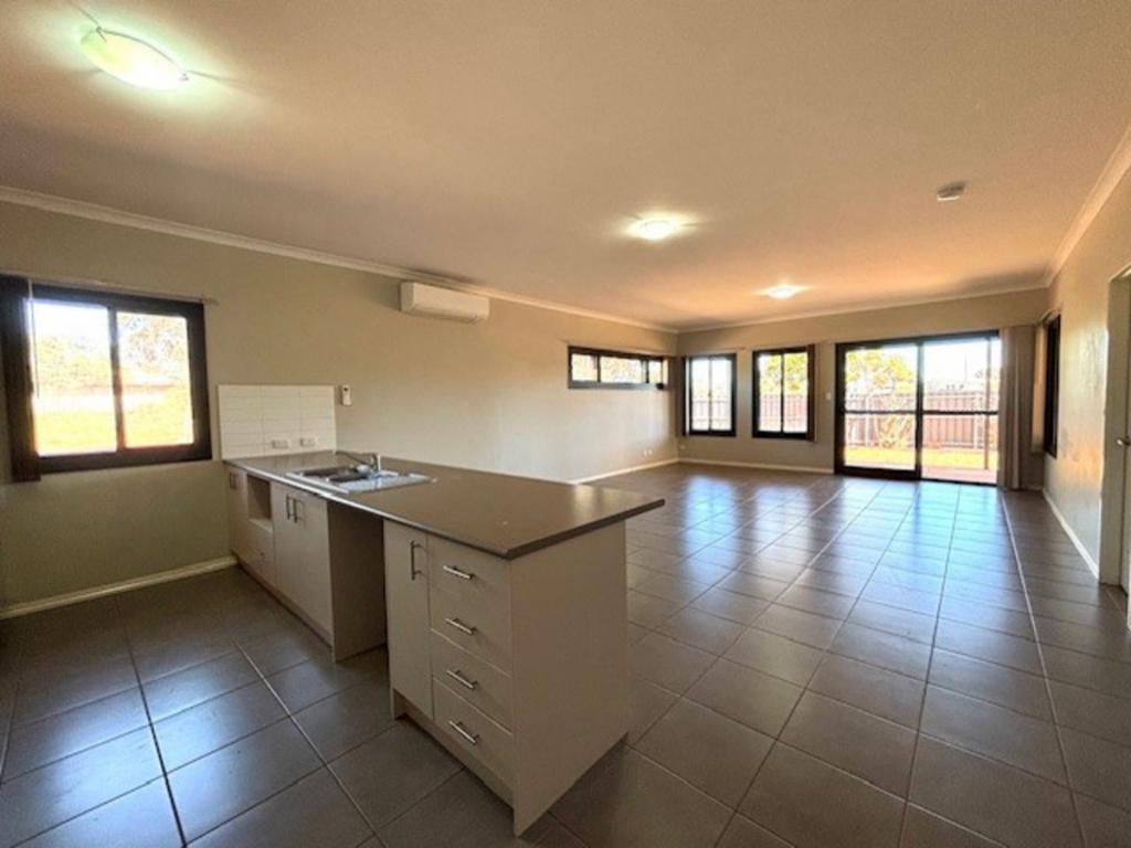 6 Dowitcher Ave, South Hedland, WA 6722