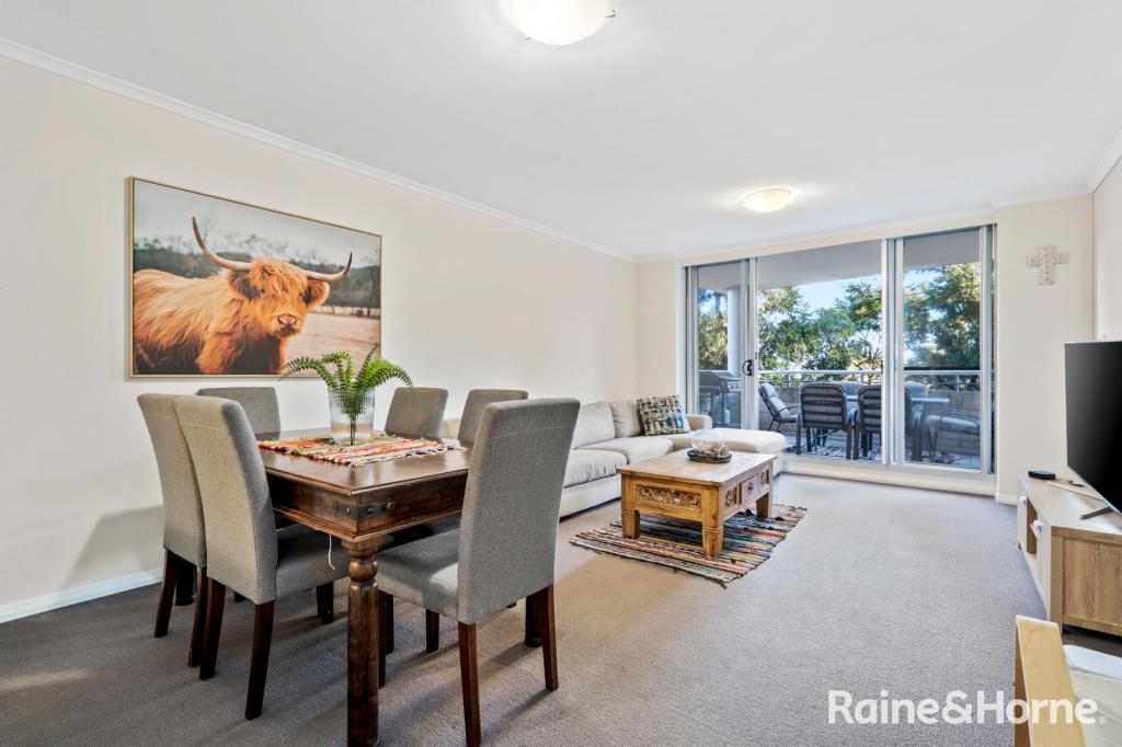 112/80 John Whiteway Dr, Gosford, NSW 2250