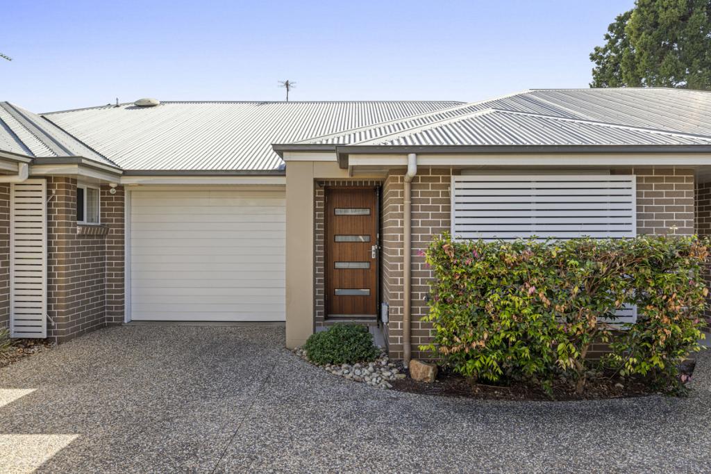 2/6 VIEW ST, SOUTH TOOWOOMBA, QLD 4350