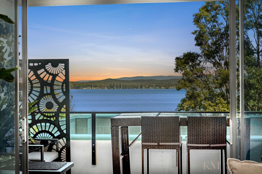 204/482 The Esplanade, Warners Bay, NSW 2282