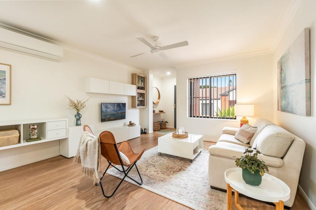 2/31 OCEANIA CT, YAMBA, NSW 2464