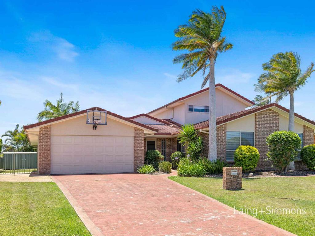 12 GARNET AVE, PORT MACQUARIE, NSW 2444