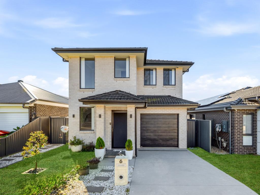 6 Hillston Cct, Gregory Hills, NSW 2557