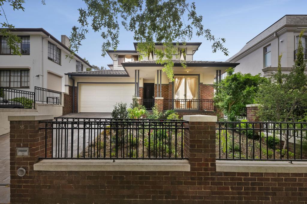 1/15 ALBURY RD, BALWYN NORTH, VIC 3104