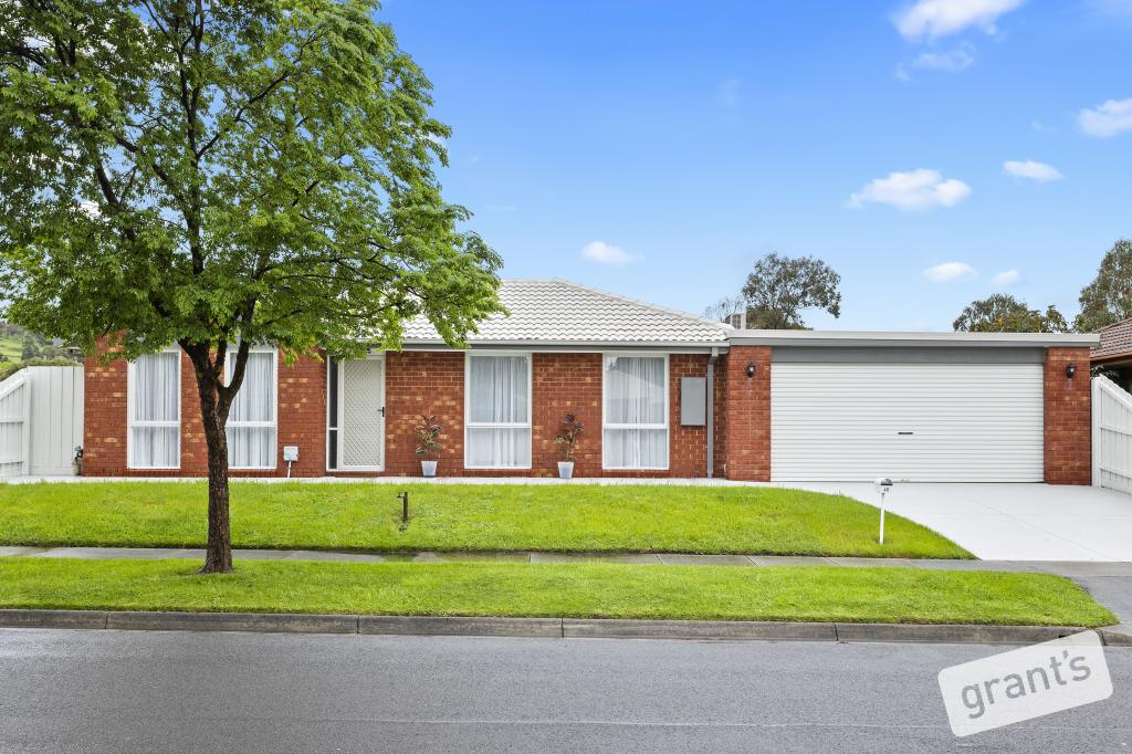 48 Murdoch Ave, Narre Warren, VIC 3805