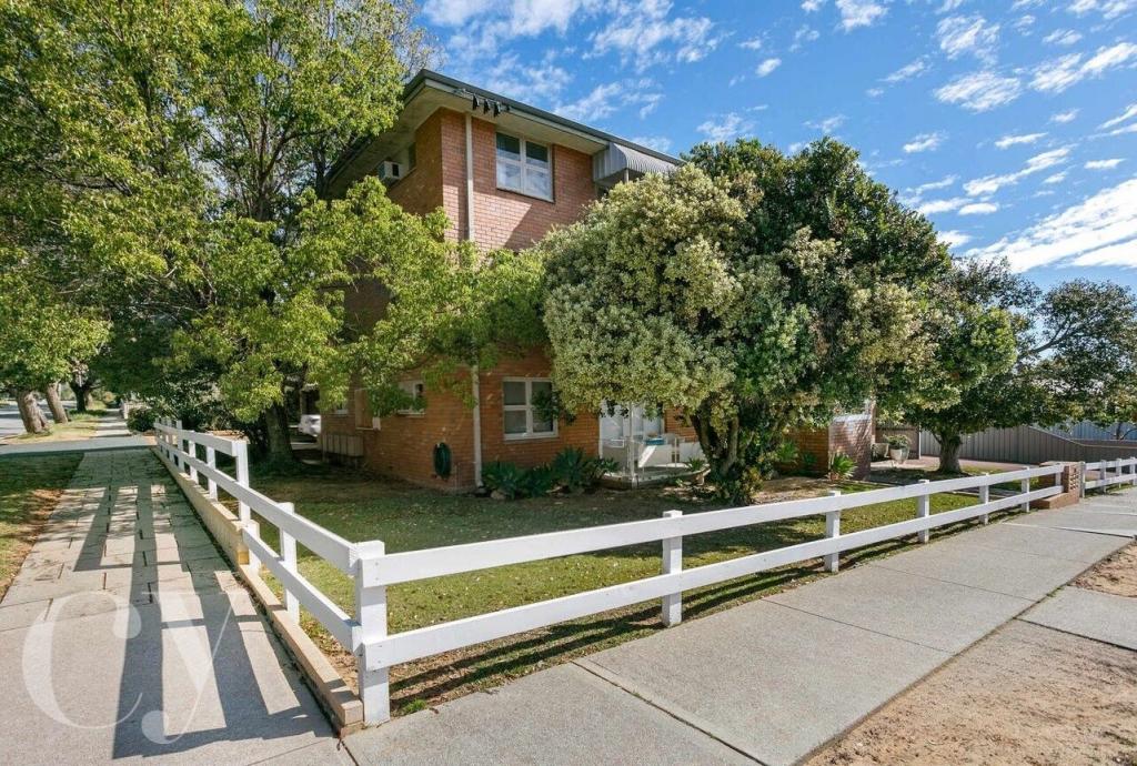 4/111 Marmion St, Fremantle, WA 6160