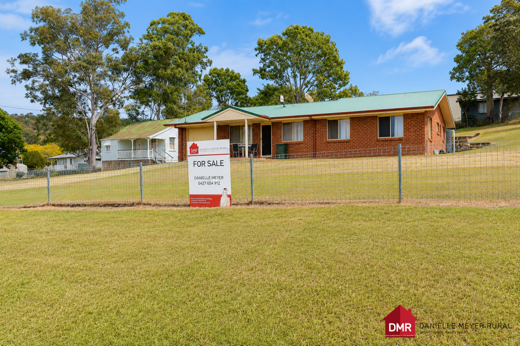 34 Golden Spur St, Eidsvold, QLD 4627