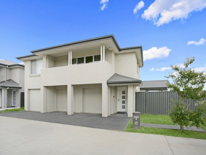 7 Middleton Lane, Gregory Hills, NSW 2557