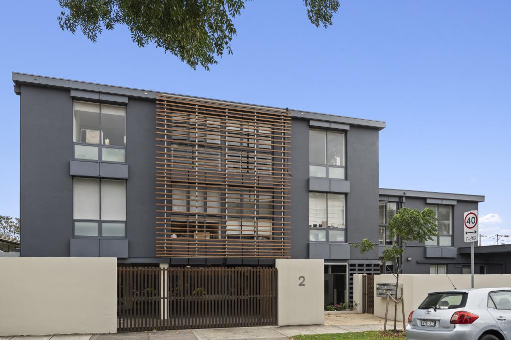 13/2 Goathlands St, St Kilda East, VIC 3183
